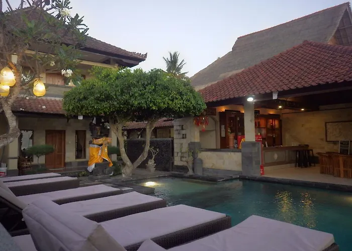 Puri Nusa Hotel 2*